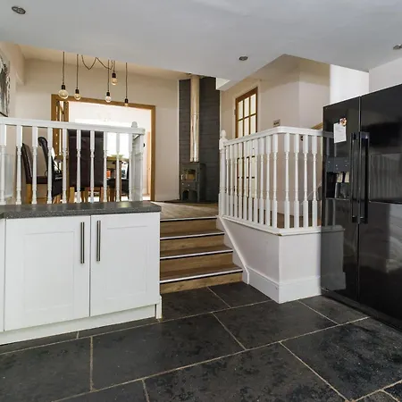 Fellside * Windermere